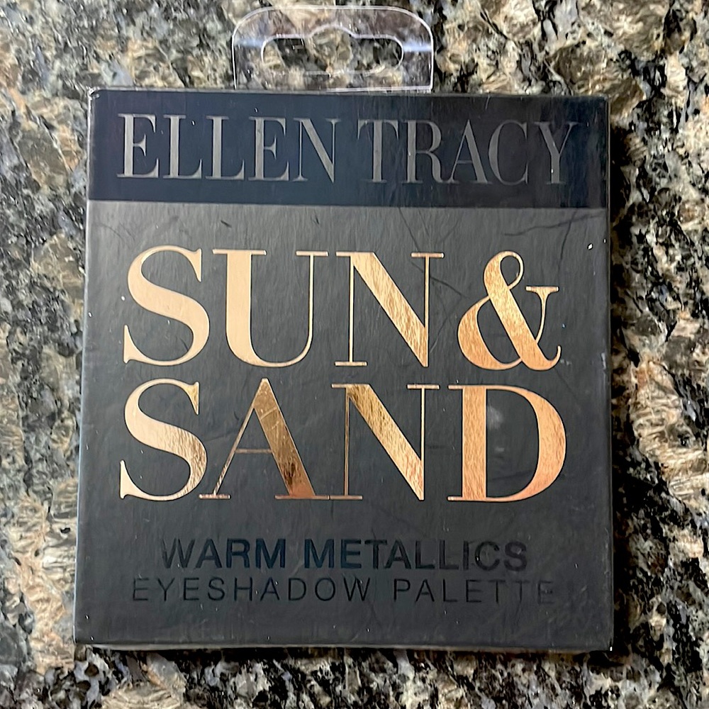 Ellen Tracy Sun & Sand Warm Metallics Eyeshadow Palette NWT